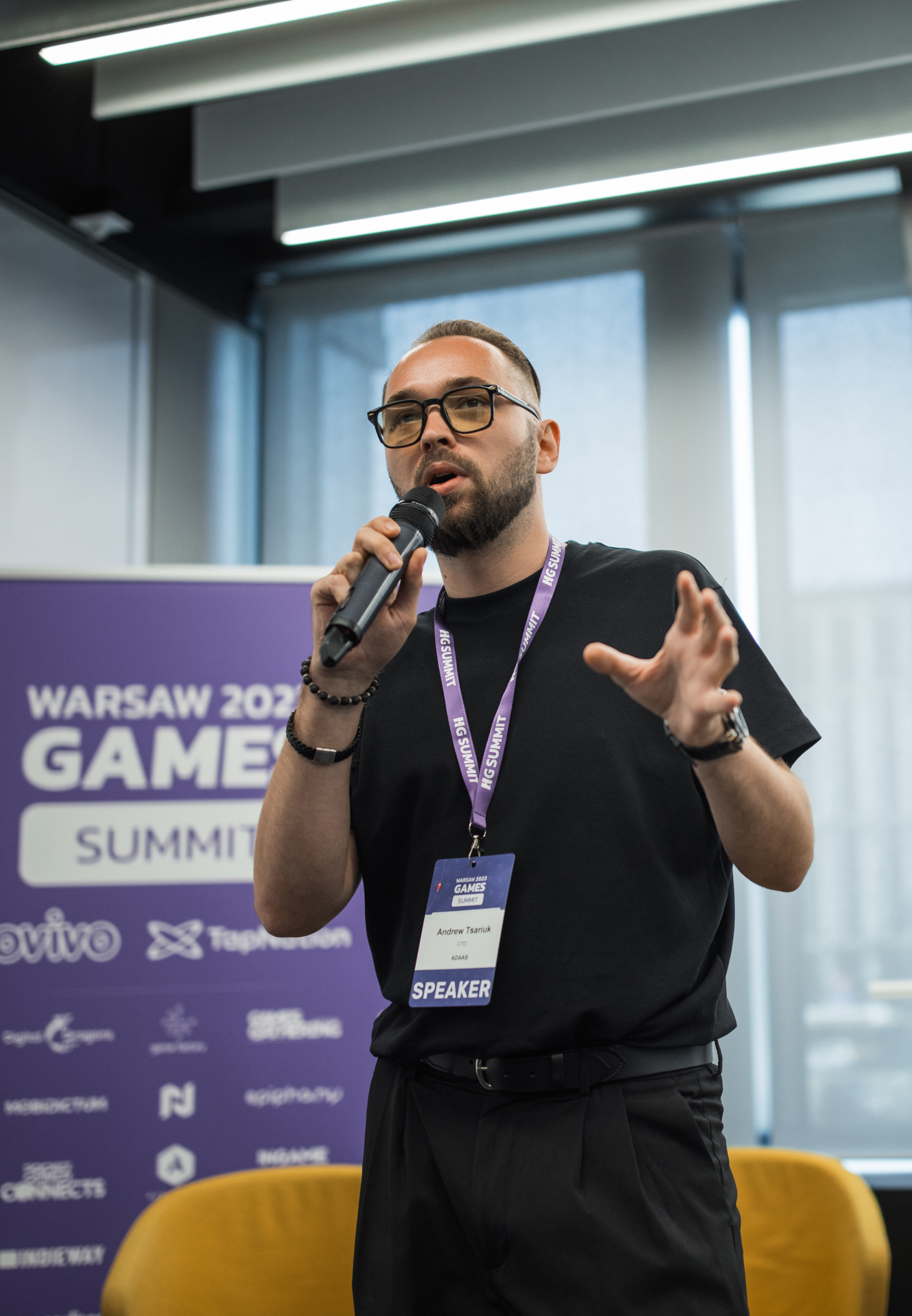 Andrew Tsariuk speaking at the HIT Games Conference